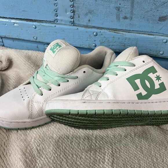 DC Mint Skater Shoes Size 7 - Picture 10 of 10
